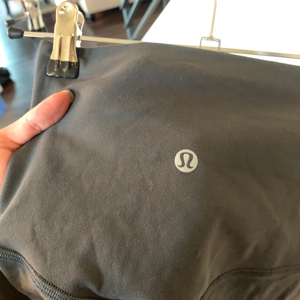 Lululemon align shorts 10” - Picture 5 of 6